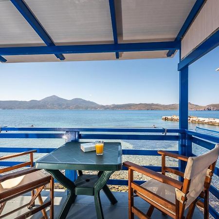 Blue Traditional Boathouse In Klima Klima (Milos) Exterior foto