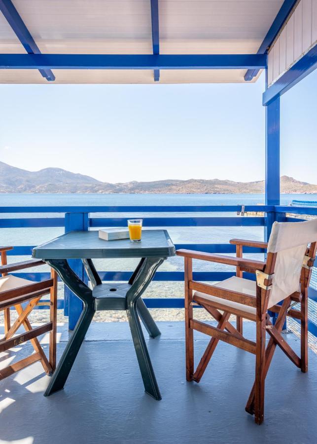 Blue Traditional Boathouse In Klima Klima (Milos) Exterior foto